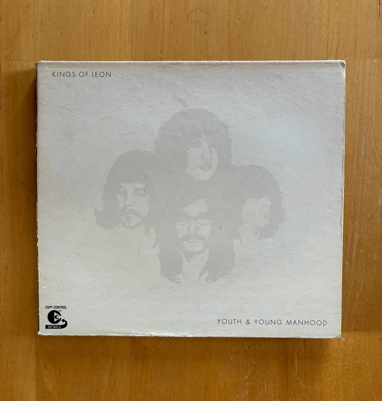 CD digipack Kings of Leon Youth and Young Manhood.